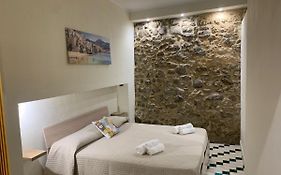 Vitrani's house apartments Cefalù